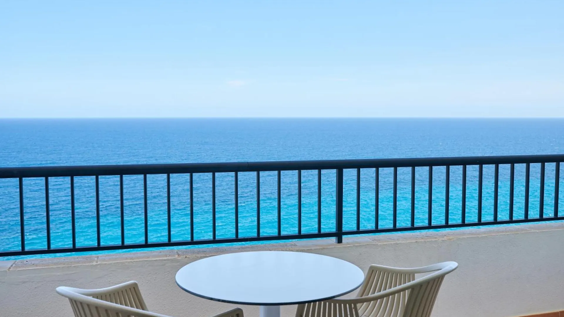 Alua Calas De Mallorca Resort Hotel