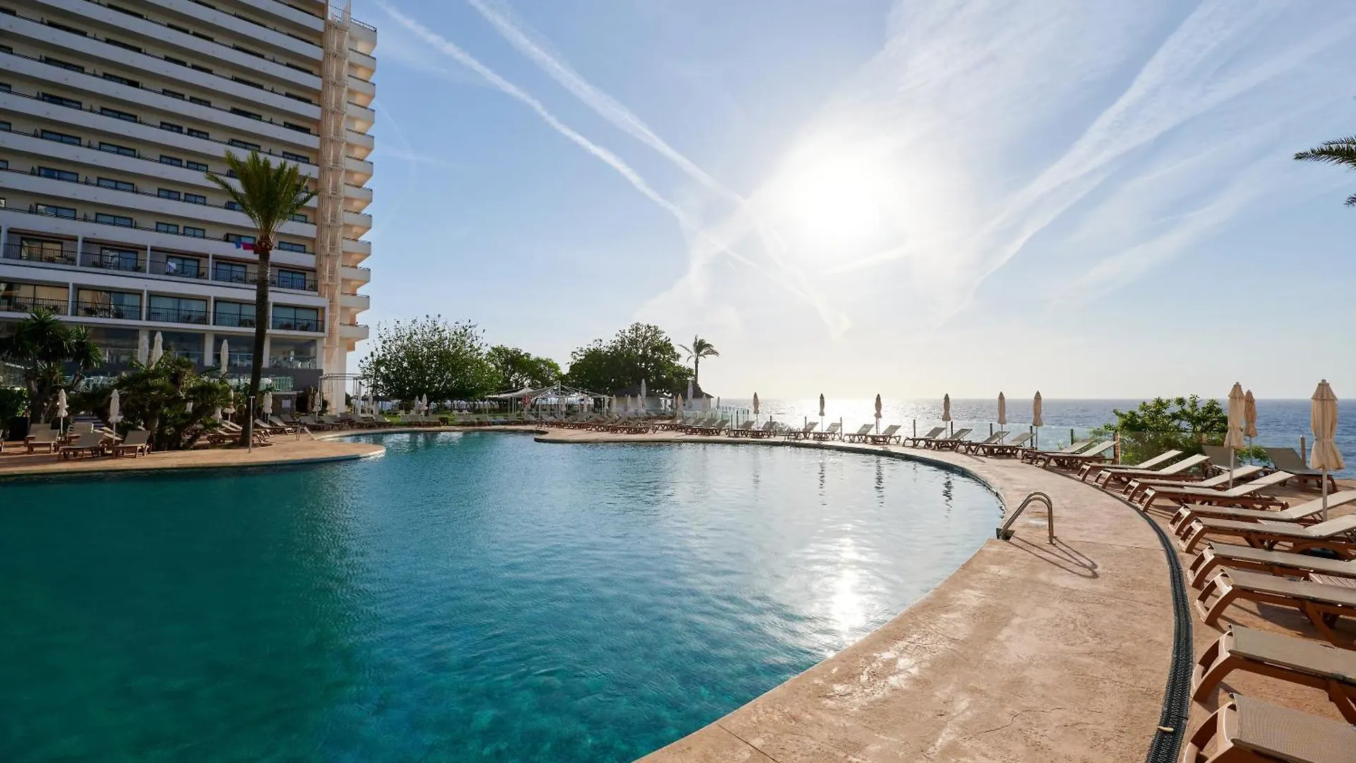 Alua Calas De Mallorca Resort 4*,